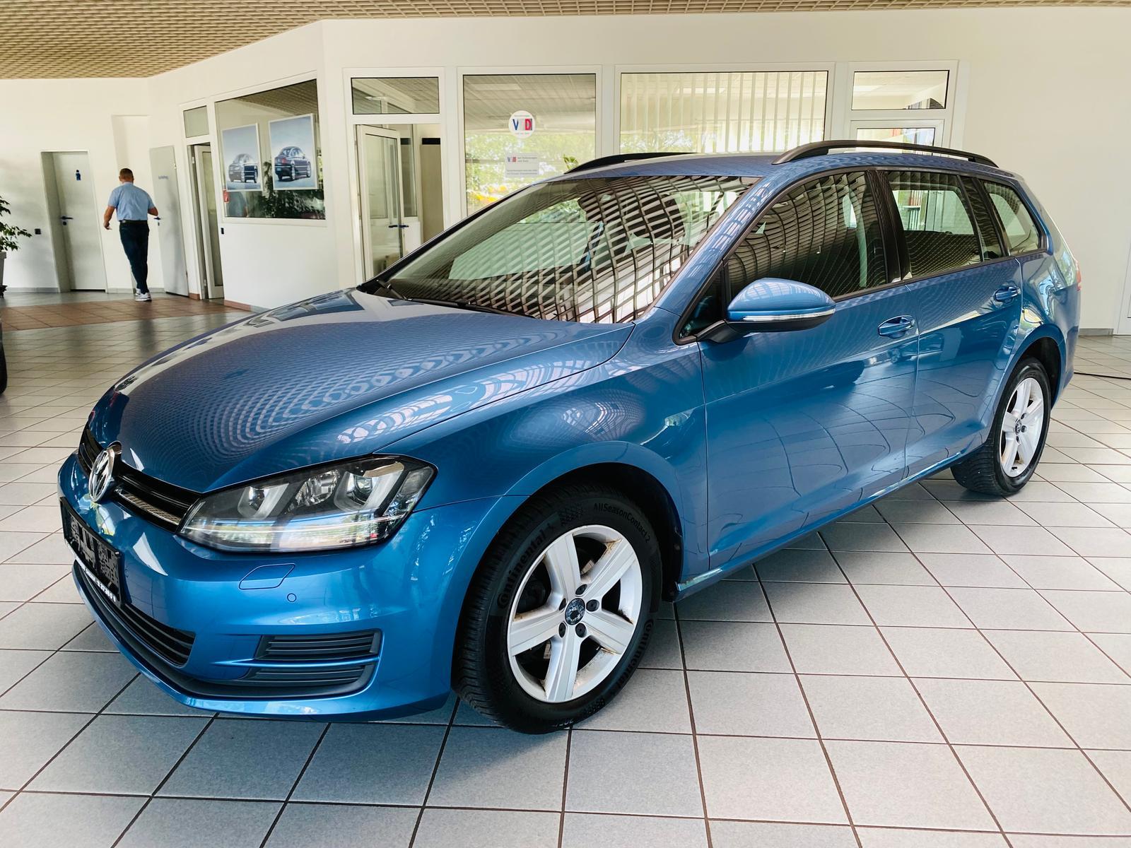 Volkswagen Golf Variant 4Motion  2.0 TDI AHK* SHZ*StHz*PDC*