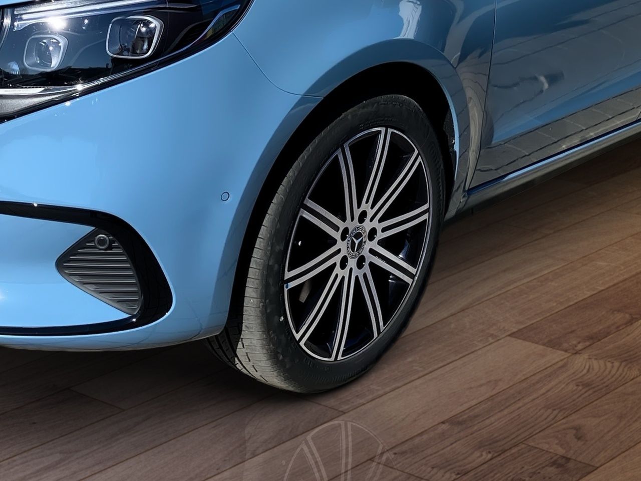 Fahrzeugabbildung Mercedes-Benz V 300 d AVG/L 4x4 Avantgarde NAVI AHK LED 7-Sitz