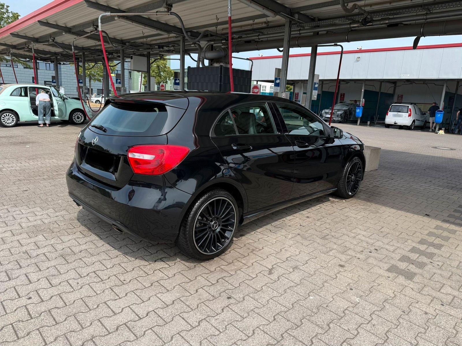 Mercedes-Benz A 180