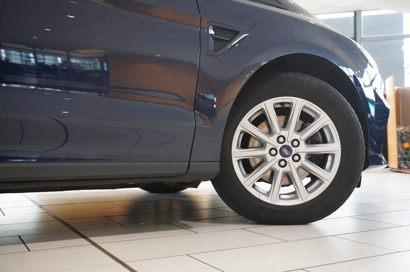 Fahrzeugabbildung Ford S-Max 2.0D TREND NAVI/LED/KAMERA/SHZ/SPORT/DAB+