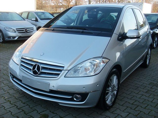 Mercedes-Benz A 160 Elegance Automatik / 69.254 Kilometer