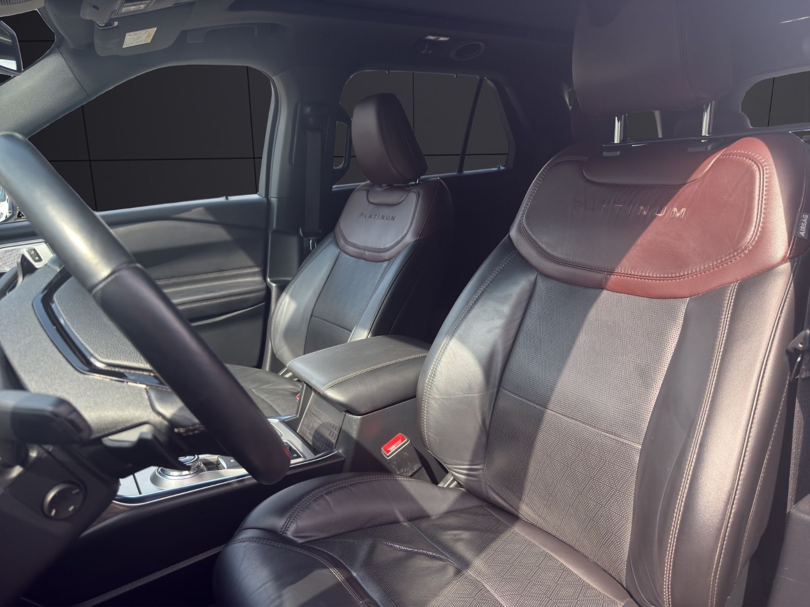 Fahrzeugabbildung Ford Explorer Platinum Plug-in-Hybrid 4x4*Pano*B&O*