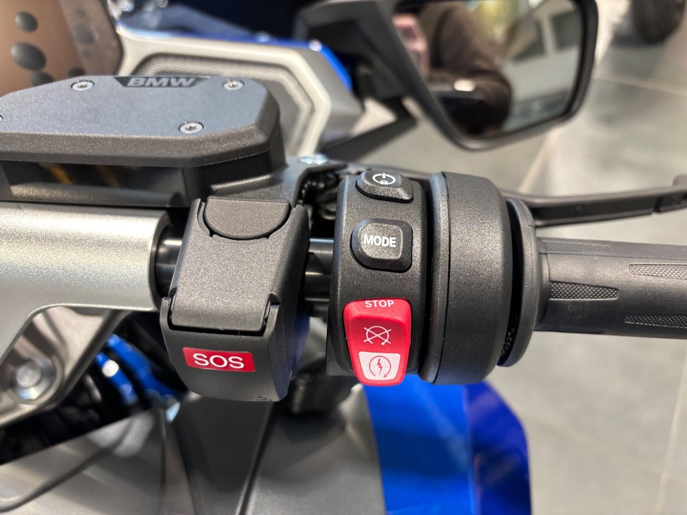 Fahrzeugabbildung BMW R 1300 RT 4 Pakete ASA