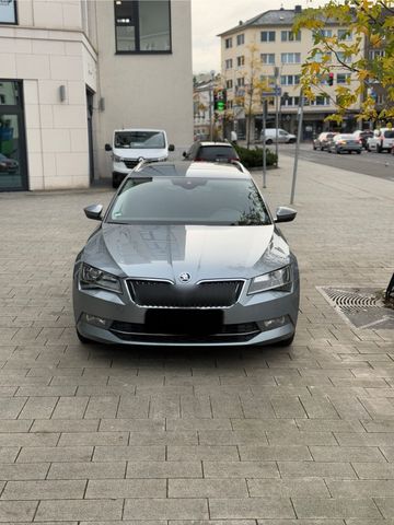 Skoda Superb Laurin & Klement