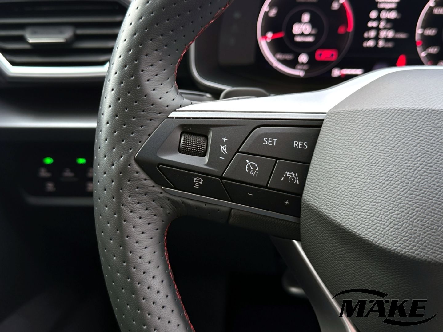 Leon ST FR 2.0 TDI DSG 4drive ACC LED RFK APP NA