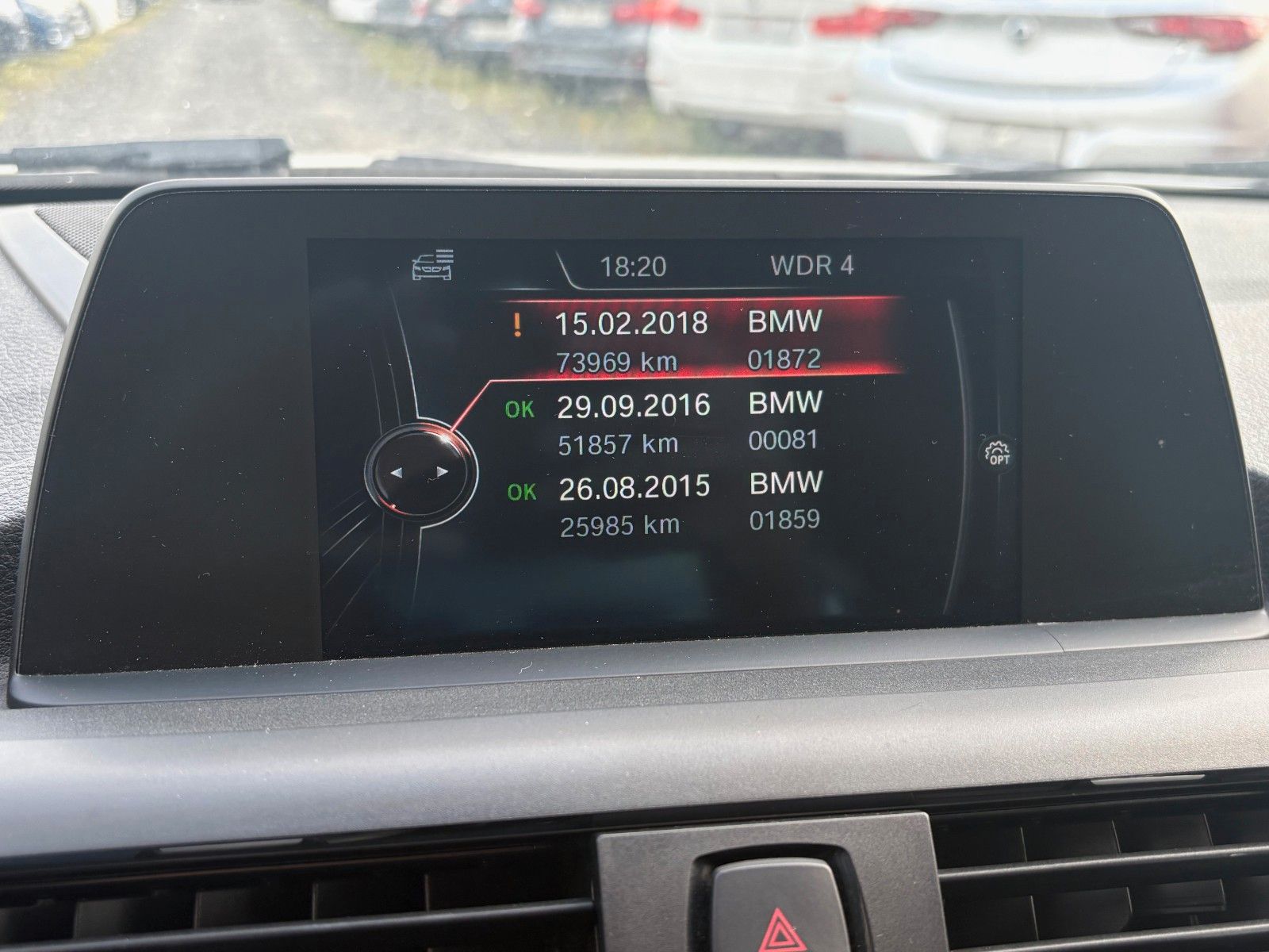 Fahrzeugabbildung BMW 120d 5-Türer URBAN Aut. Navi Xenon Leder SpeedLi