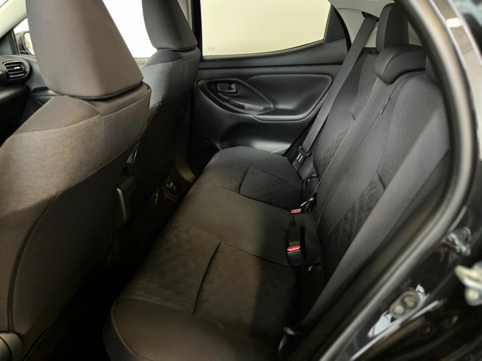 Fahrzeugabbildung Toyota Yaris Hybrid Teamplayer inkl. Comfort-Paket