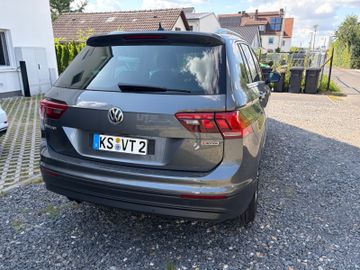 Volkswagen Tiguan - 9