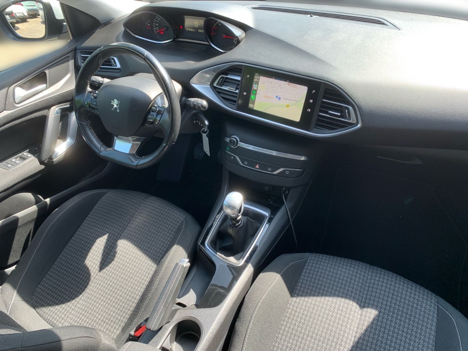 Fahrzeugabbildung Peugeot 308 1.2 e-THP/PureTech Active Kamera