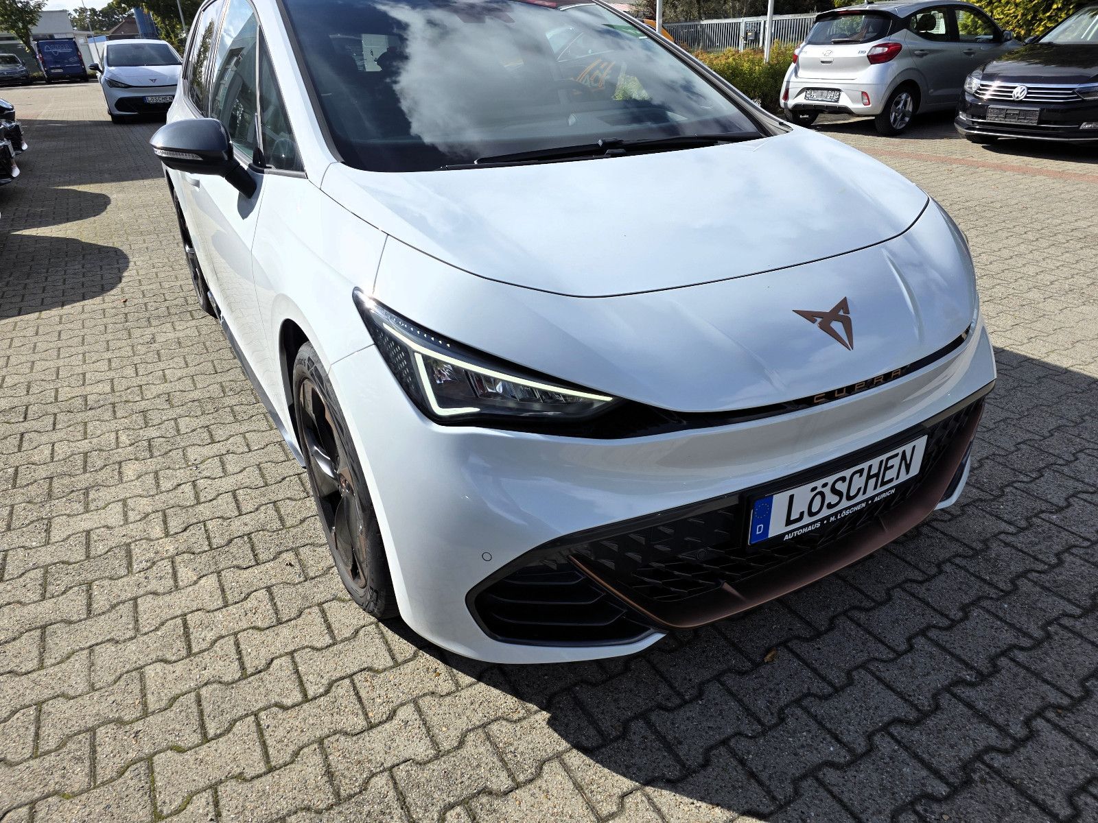 Cupra Born 150 kW Edition Dynamic BeatsAudio Head-Up imagem 3