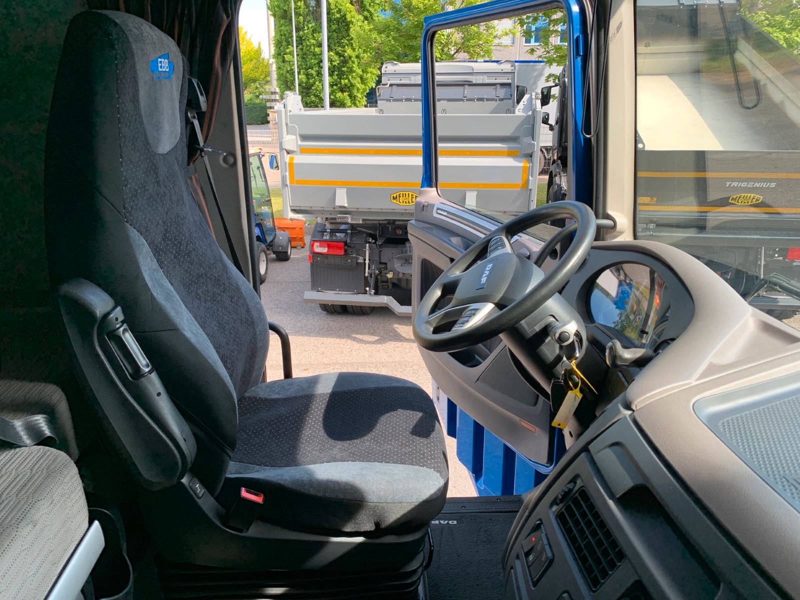 Fahrzeugabbildung DAF FT XF 480 SC LD