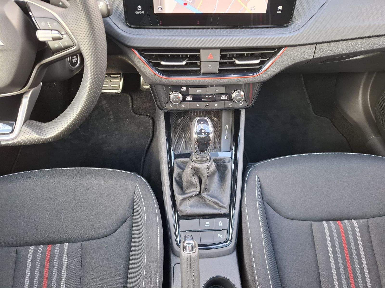 Fahrzeugabbildung SKODA Kamiq 1.5 TSI DSG Monte Carlo PANO*MATRIX*5J.GAR