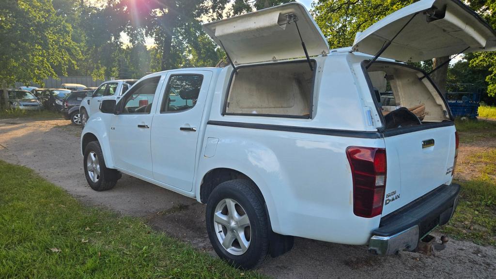 Isuzu D-Max