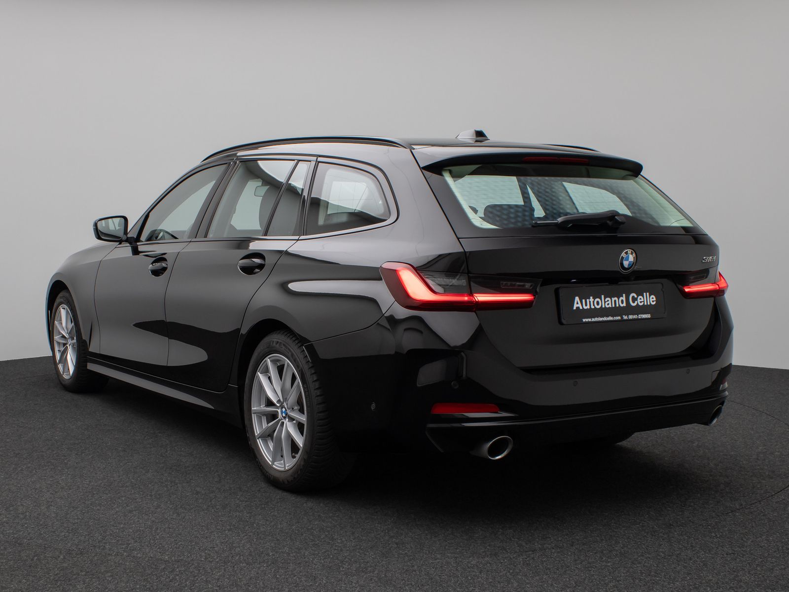 Fahrzeugabbildung BMW 318i Kamera DAB Widscreen Sportlenkrad Alarm