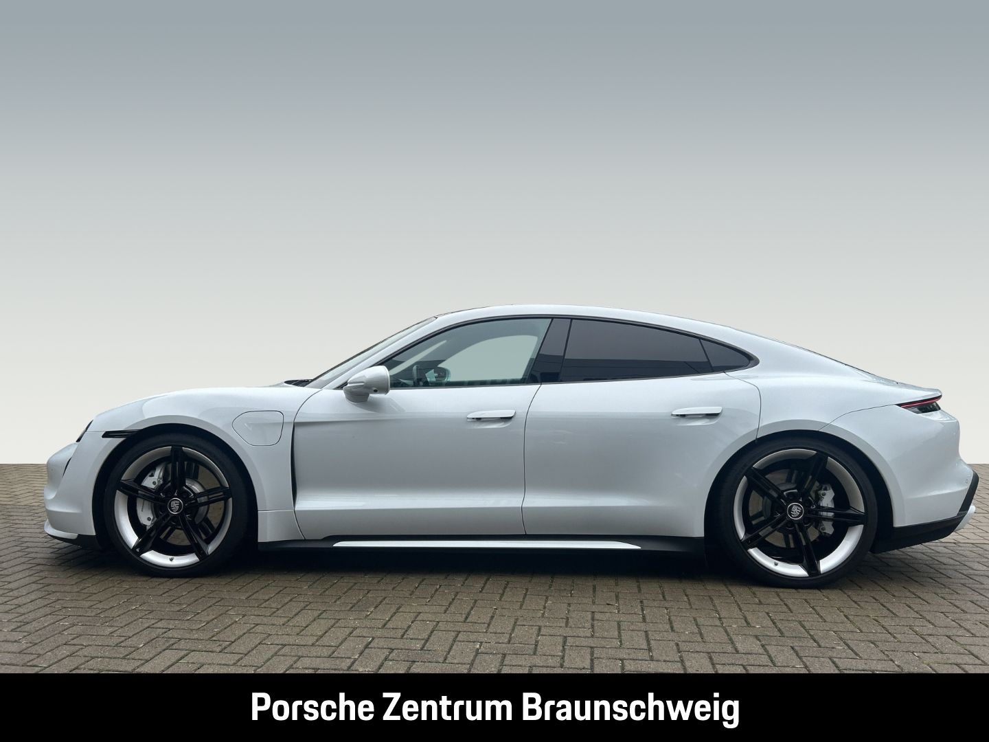 Porsche Taycan Turbo imagem 2