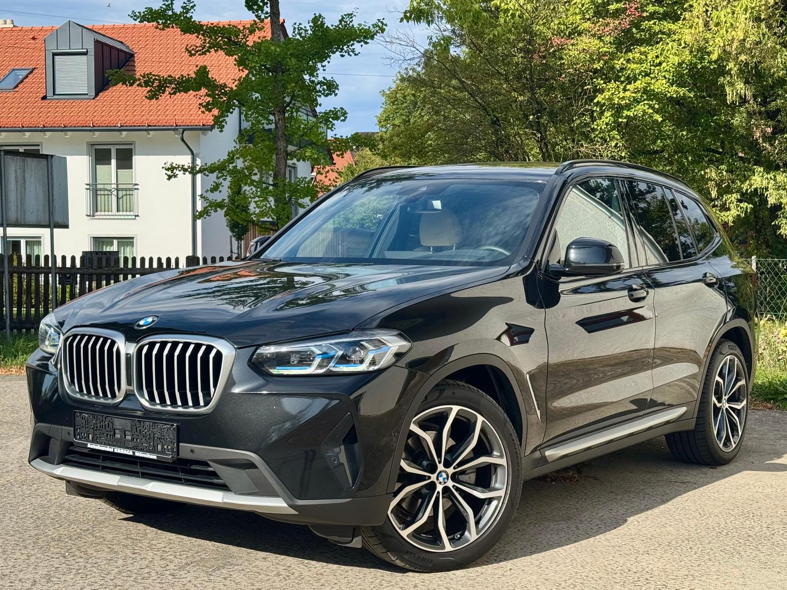 BMW X3 xDrive 20d Aut. AHK RFK HeadUp Memory LASER