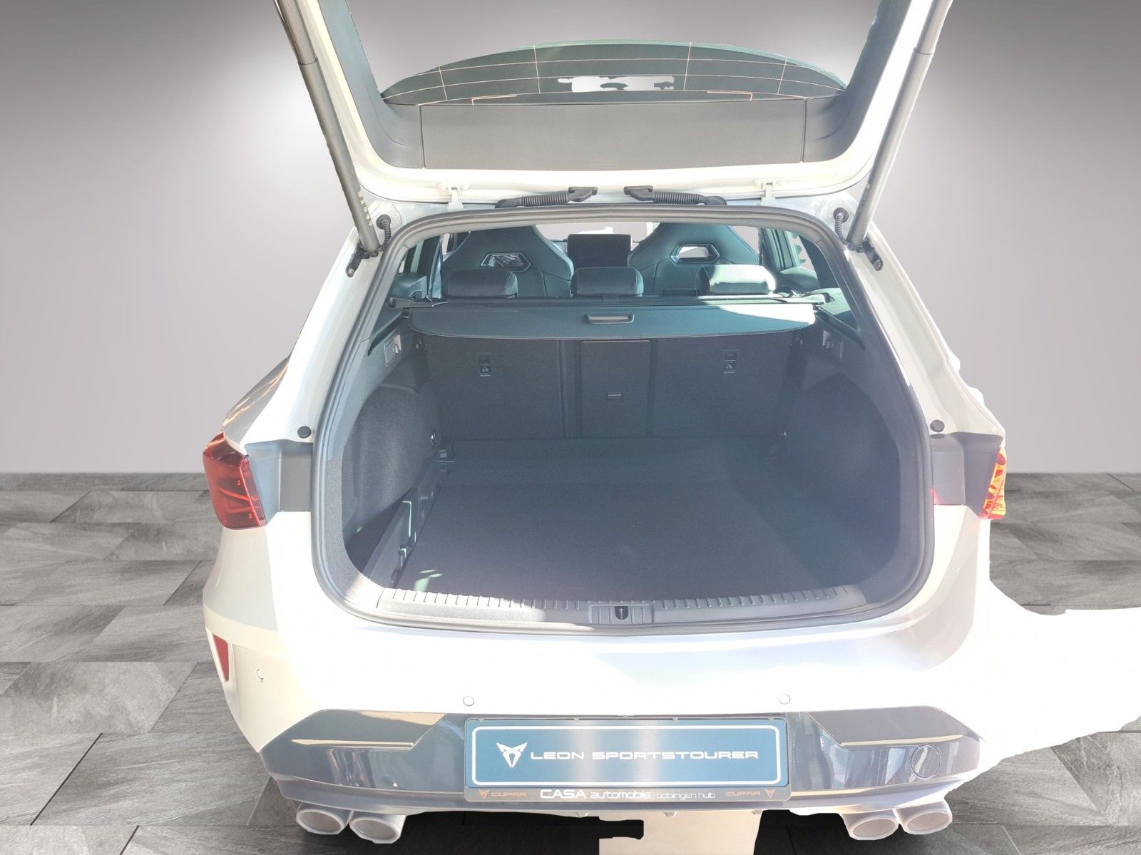 Leon Sportstourer VZ 2.0 TSI 4Drive DSG AHK