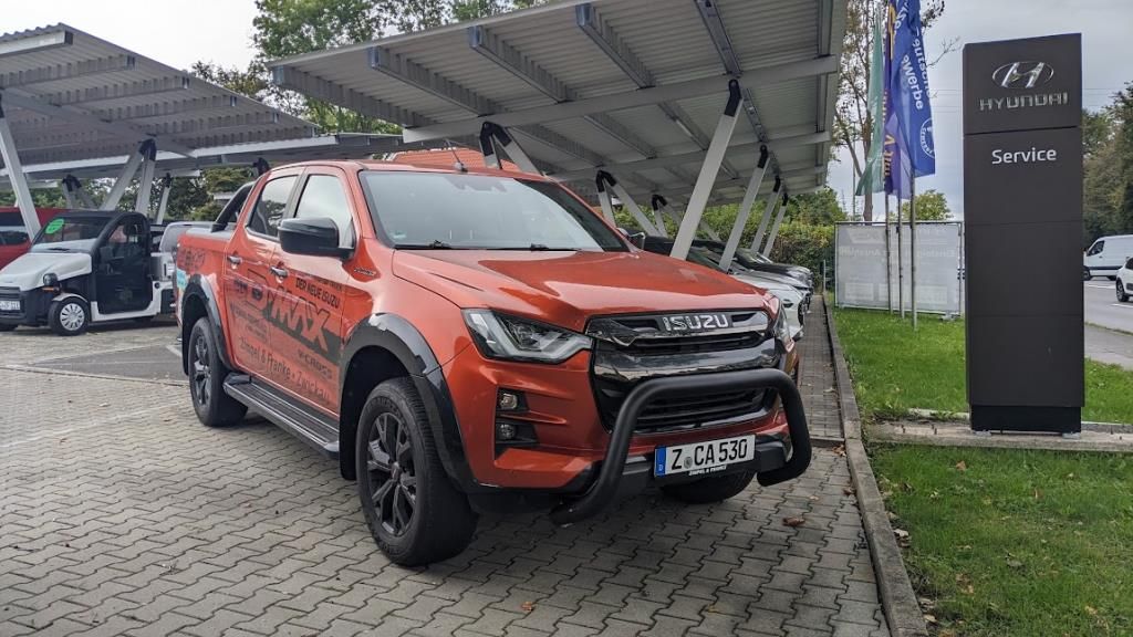 D-Max Double Cab 4x4 V-Cross A/T Mountain Top Ro