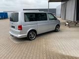 Volkswagen T5 Multivan Highline - Volkswagen aus 2011: Multivan
