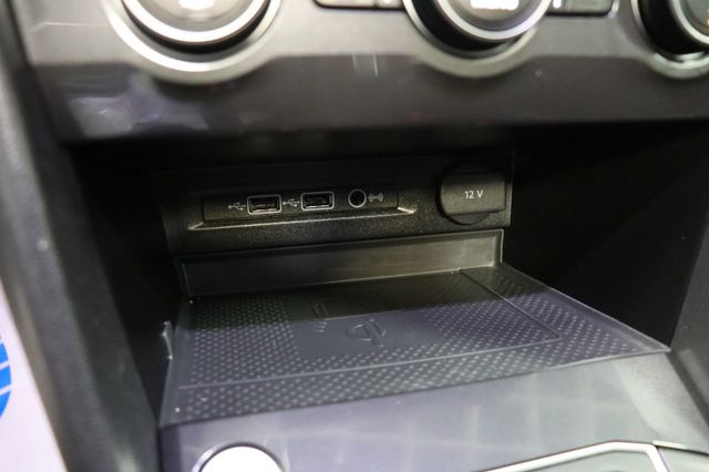 Fahrzeugabbildung Volkswagen Tiguan Allspace R-Line Highline 4Motion PANO
