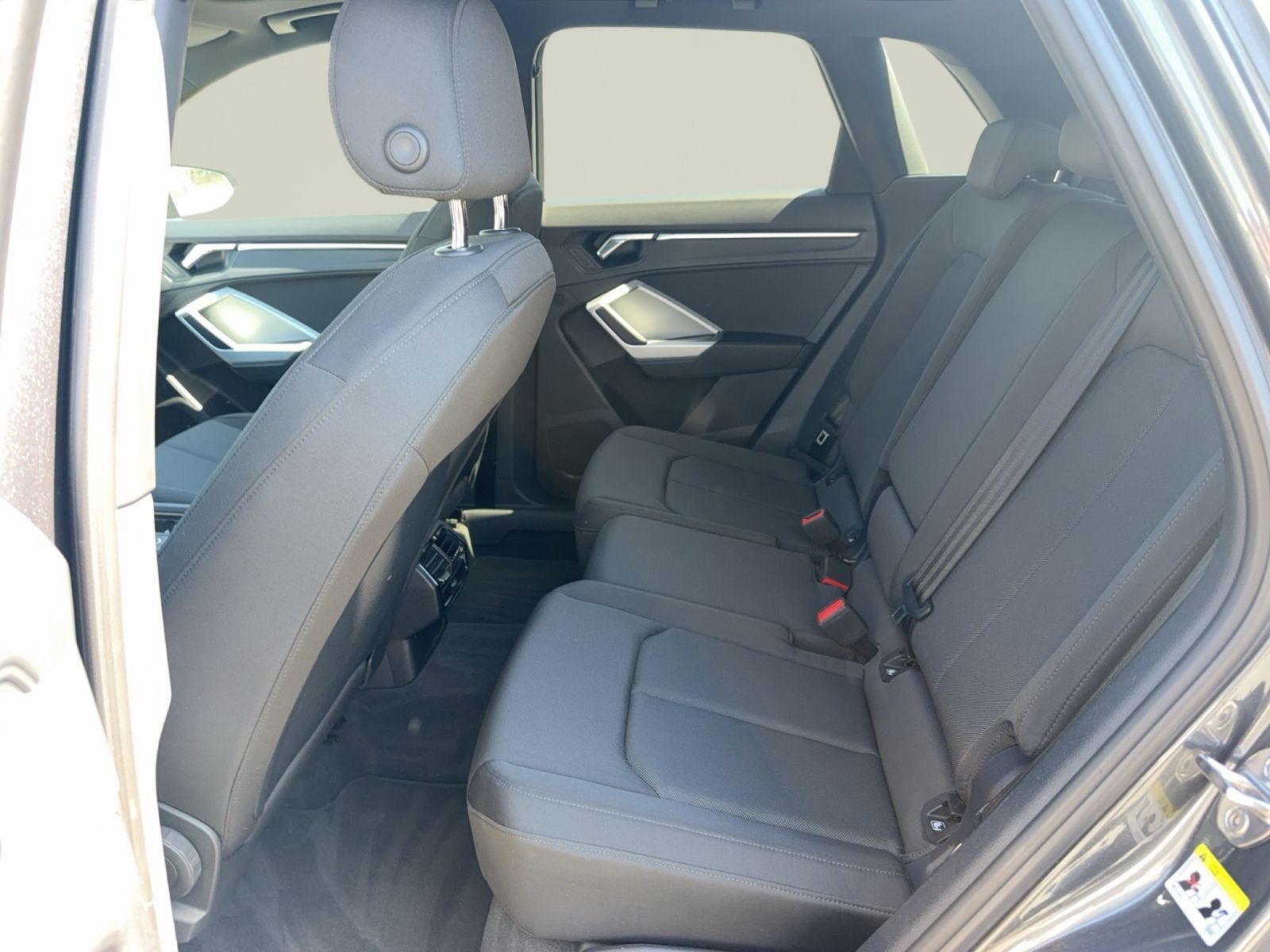 Audi Q3 S line 35 TFSI S tr AHK/Nav/Pano/ASI/sound/19 foto 12