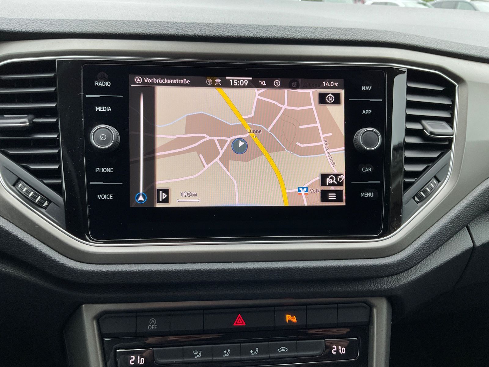 Fahrzeugabbildung Volkswagen T-Roc 2.0 TDI Style,Navi,CarPlay,el.Heckklappe