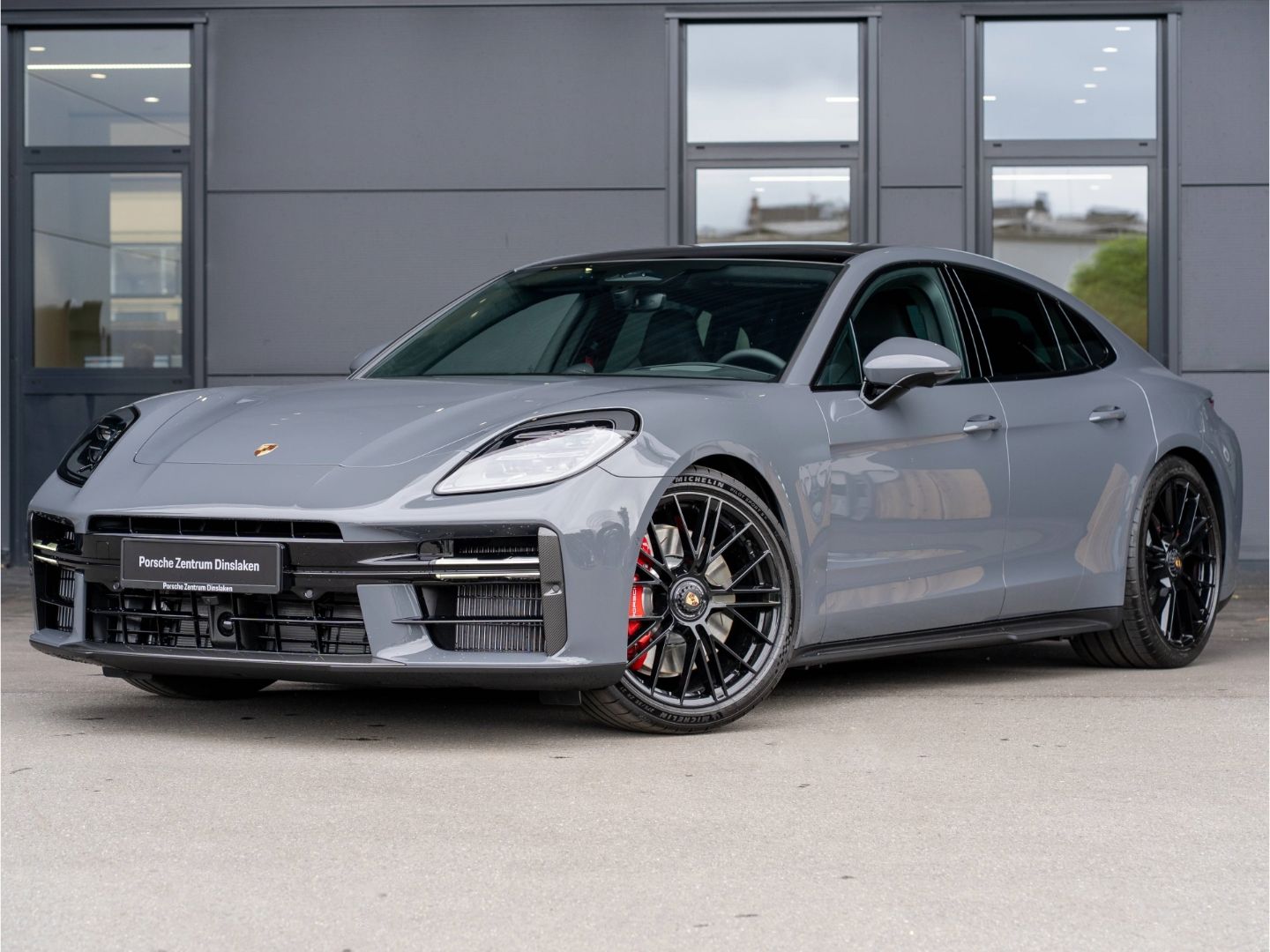 Porsche Panamera GTS HD-Matrix Hinterachsl. Head-Up