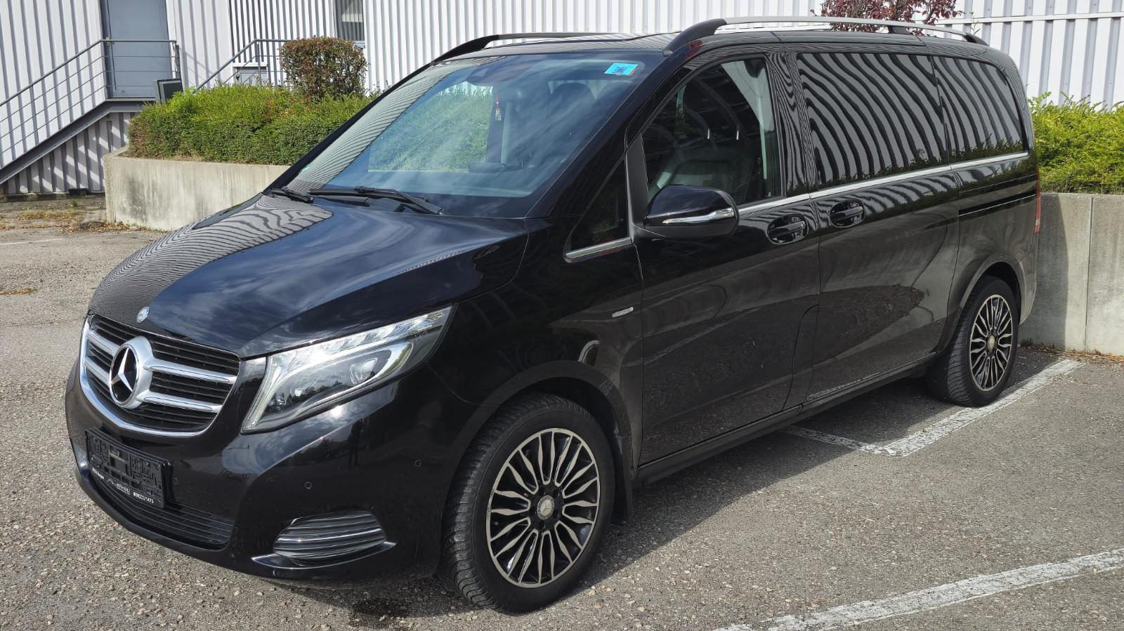 Mercedes-Benz V220d AVANTGARDE Komp. 7-Sitzer 4Matic*LED*Temp.