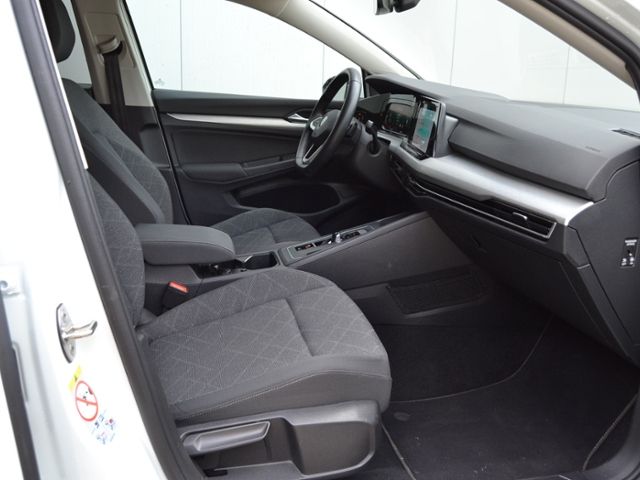 Golf VIII Variant 2.0 TDI 150 PS DSG Life LED/NA