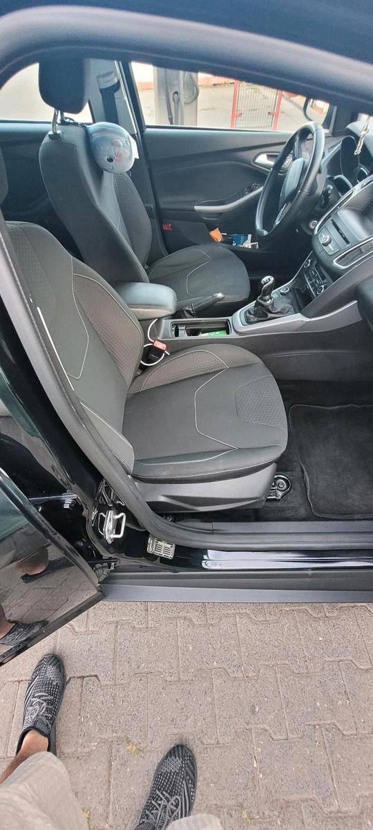 Ford Focus 2015 — photo 9