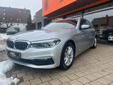 BMW 520d Touring*LED*Kamera*AHK*Head up* El. Sitze* - silberne BMW 520