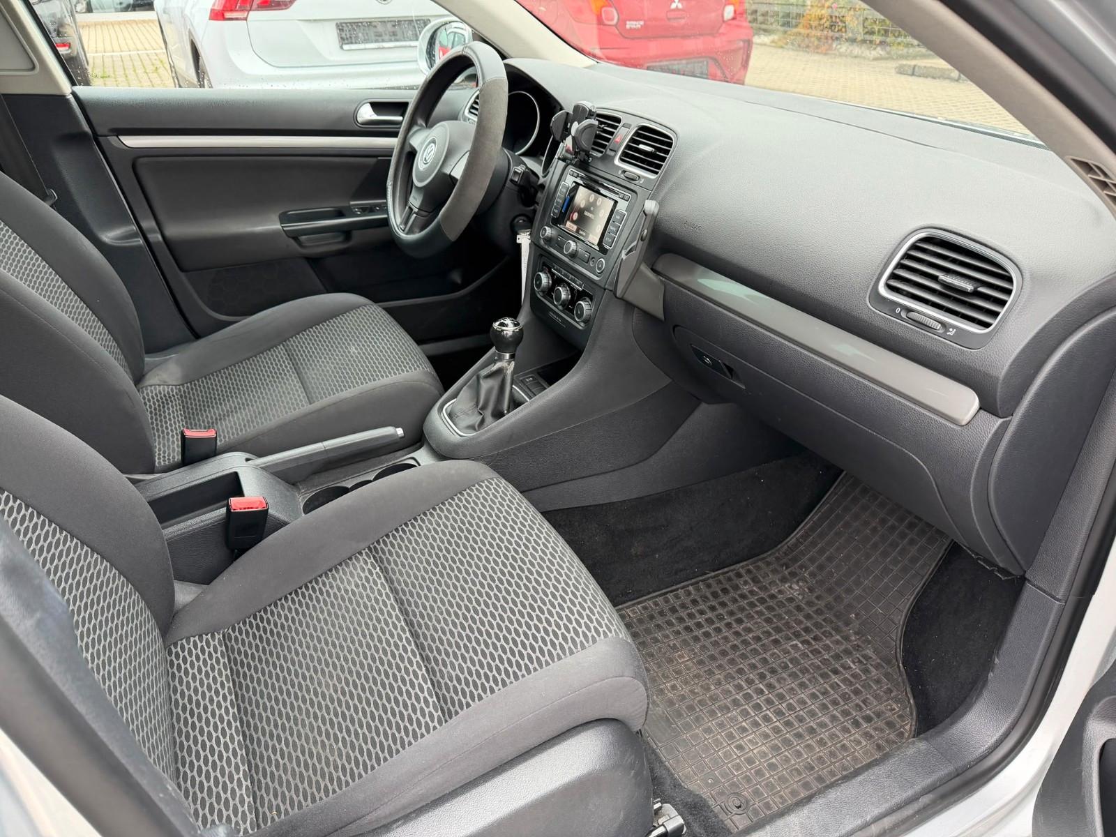 Volkswagen Golf 2010 — photo 11