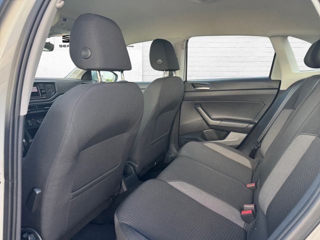 Fahrzeugabbildung Volkswagen Taigo 1.0 TSI 95 PS 5-Gang LED PDC DAB