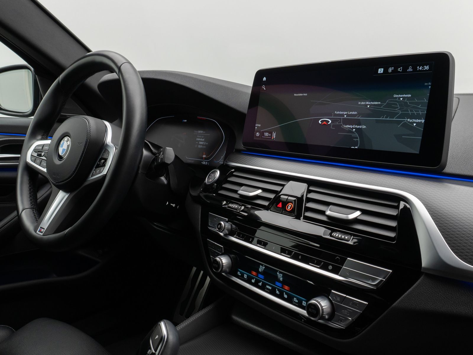 Fahrzeugabbildung BMW 530d xD M Sport Kamera Laser HUD DAN H/K 19Zoll