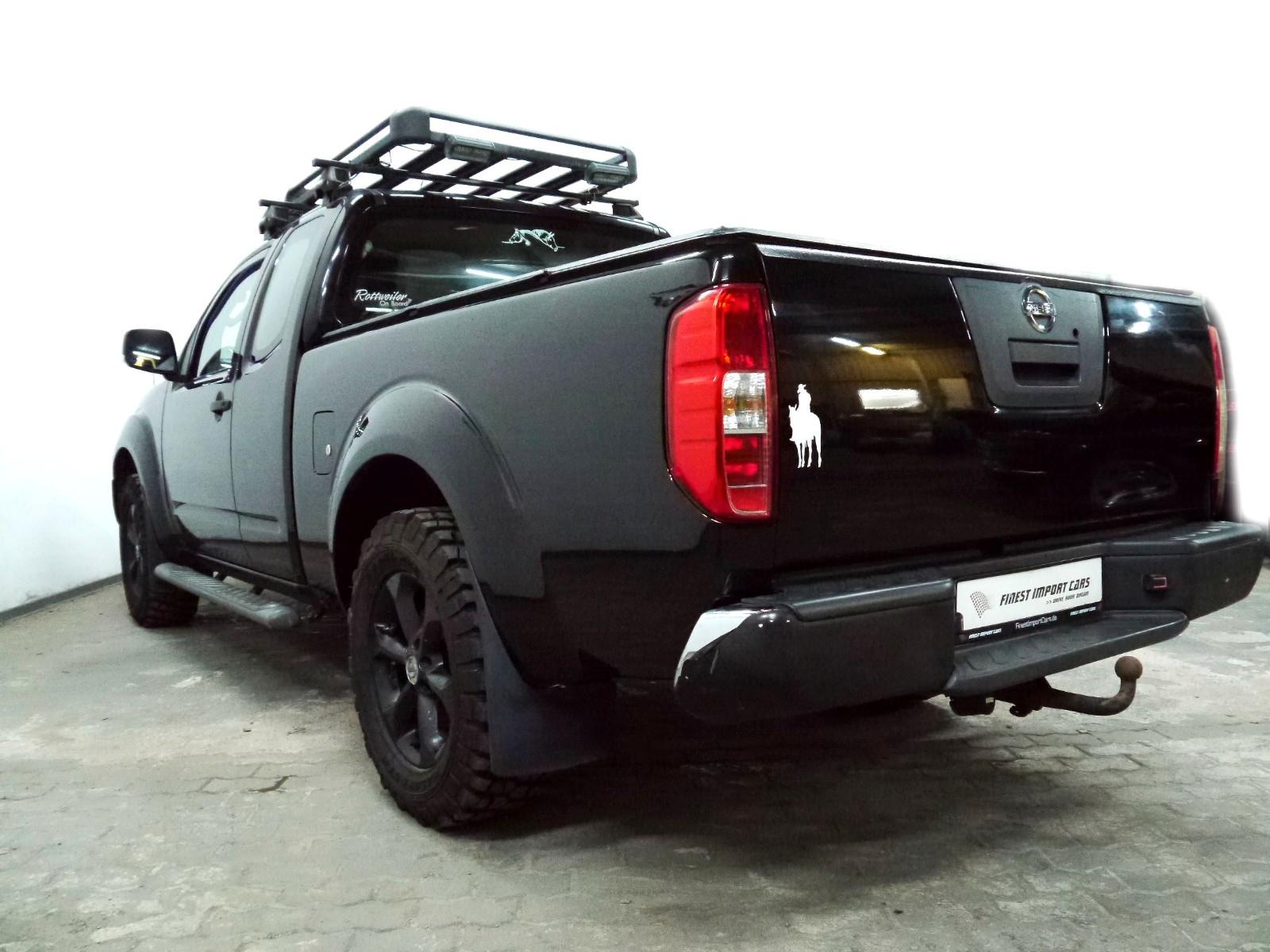 Nissan Navara King Cab 171CH | 4X4 | Attelage | LED | Hard Top Thule