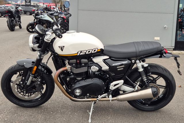 Triumph Speed Twin 1200