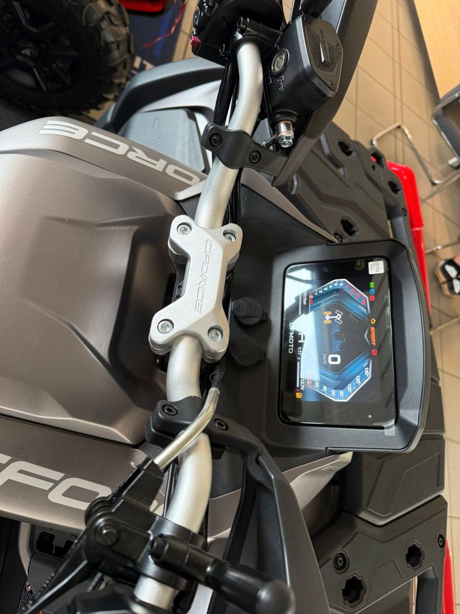Fahrzeugabbildung CFMOTO CFORCE 1000 "limited edition"