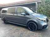 Mercedes-Benz V 300 d Aut. AMG / BRABUS AVANTGARDE lang  - Mercedes-Benz: Kleinbus, Brabus