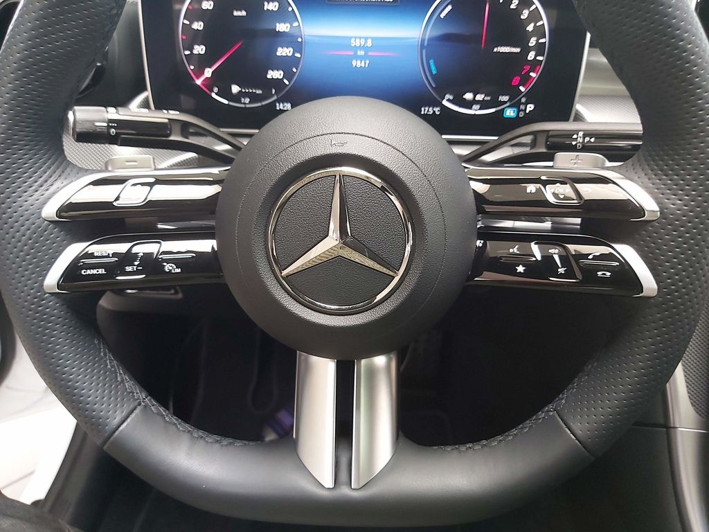 Mercedes-Benz C 300 e AMG PANO TOTW DISTR 360° AHK NETTO 42500