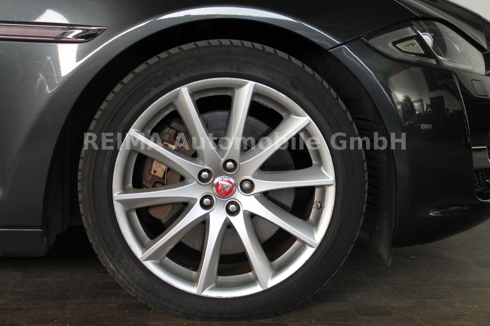 Fahrzeugabbildung Jaguar XJ Premium Luxury 3.0 V6 Diesel, LED, Meridian