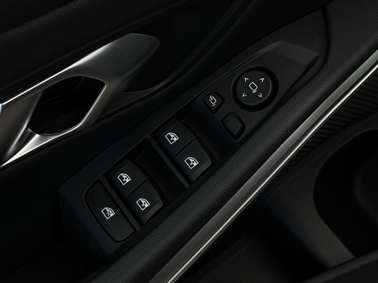 Fahrzeugabbildung BMW 320i Limo Sport Line 3Z-Klima Temp. LCProf. AHK