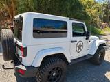 Jeep Wrangler 2.8l CRD Sahara Automatik Sahara - Jeep Wrangler Geländewagen Sahara mit Diesel-Antrieb