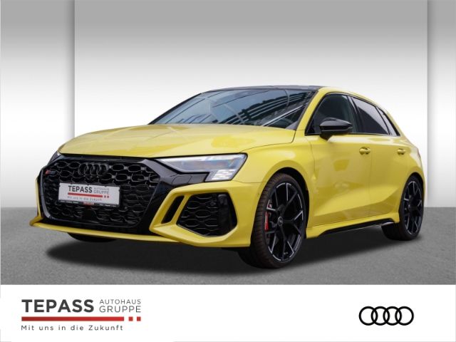 Audi RS3 Sportback 2.5 TFSI MATRIX PANO HUD 280 KM H