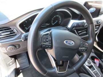 Ford Focus - 12