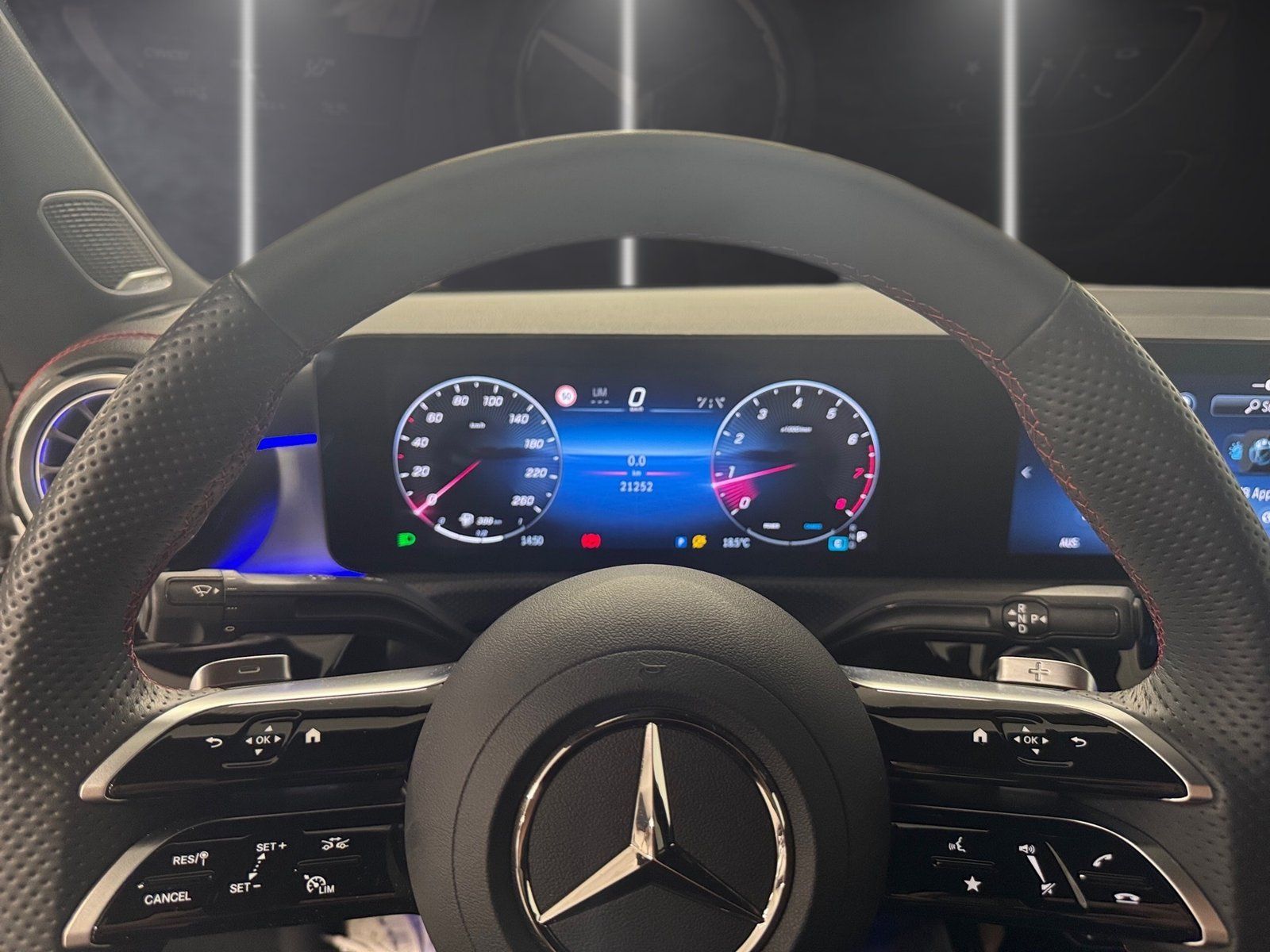 Fahrzeugabbildung Mercedes-Benz CLA 250 4M AMG*Burmester*Night*19"*Totwinke*LED*