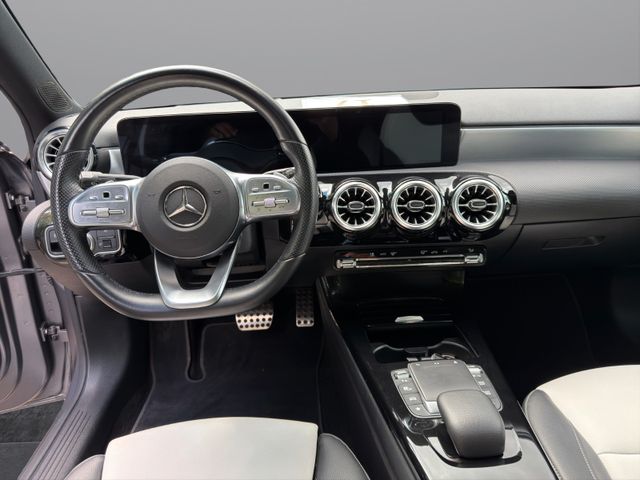 Mercedes-Benz A 220 d AMG PAKET/PANORAMA/HEAD-UP/ – Bild 11 von 21