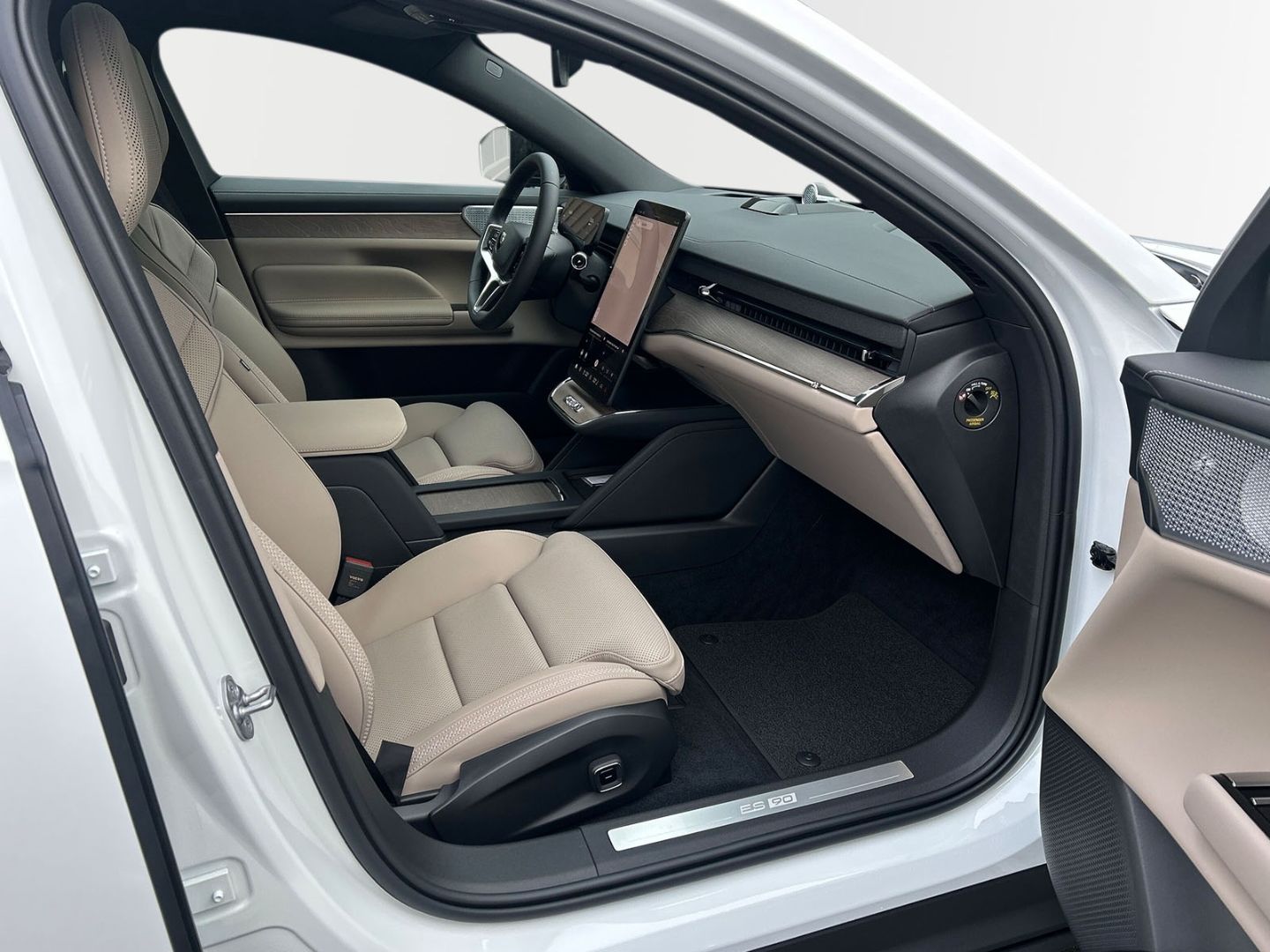 Volvo ES90 - Bild 3
