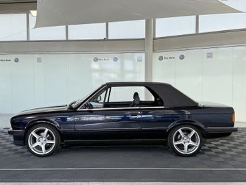 BMW 320i CABRIO VFL HARDTOP WINDSCHOTT 2.HAND