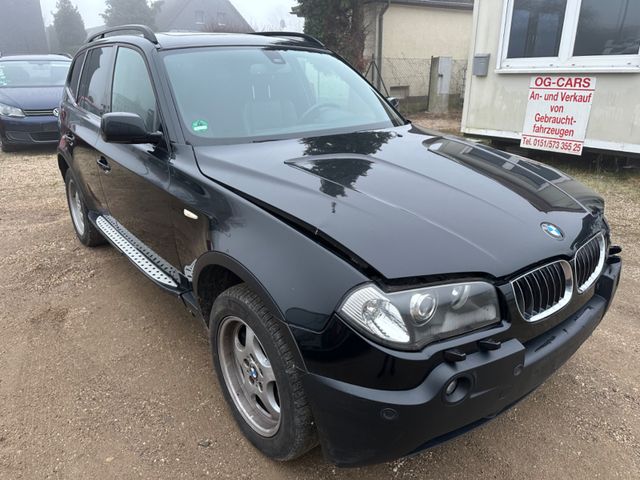 BMW X3 2.5i**LEDER**XENON**NAVI**PANORAMA**