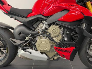 Ducati Streetfighter V4S